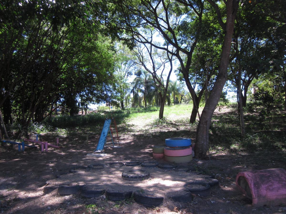 Hostel Famille Brun Trevo São João da Boa Vista Esterno foto