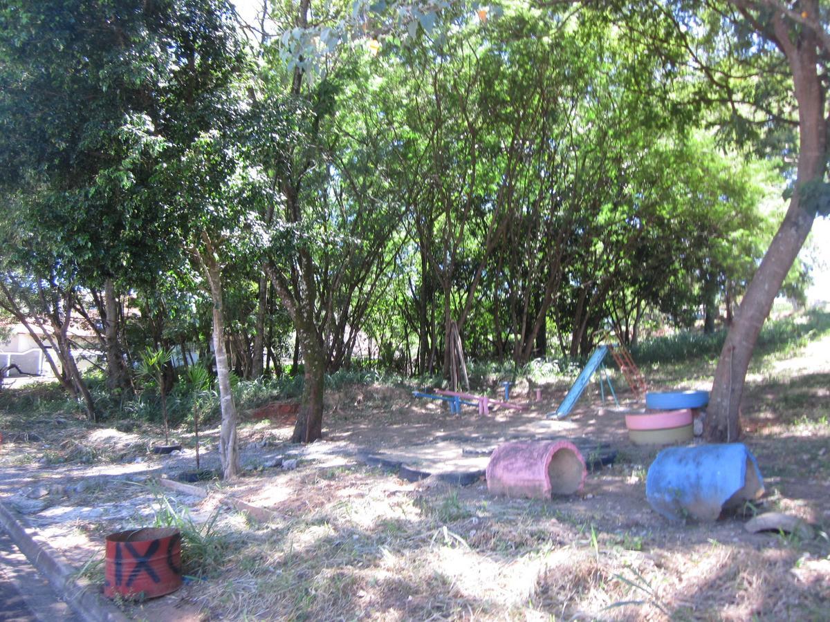 Hostel Famille Brun Trevo São João da Boa Vista Esterno foto